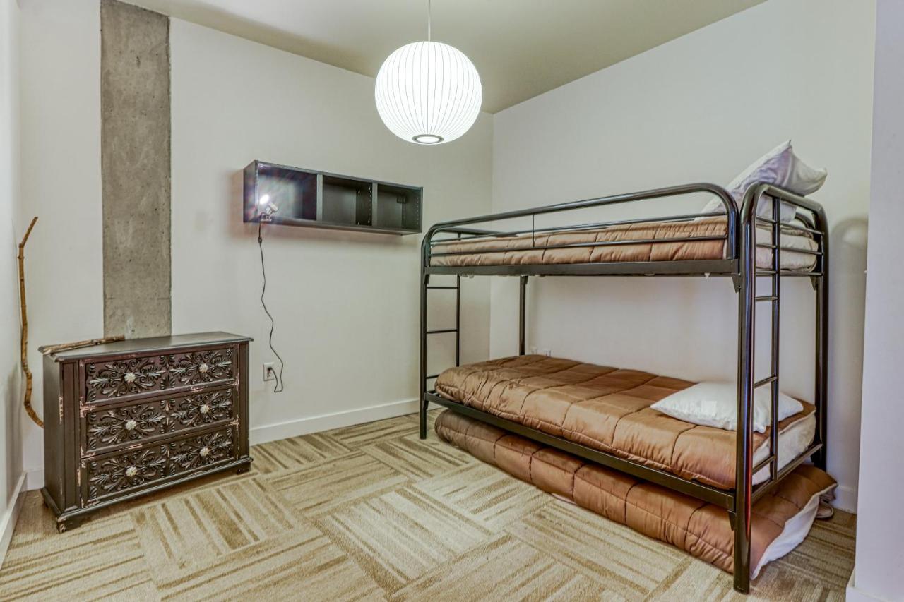 Hotel Oak Street Lofts à Hood River Extérieur photo