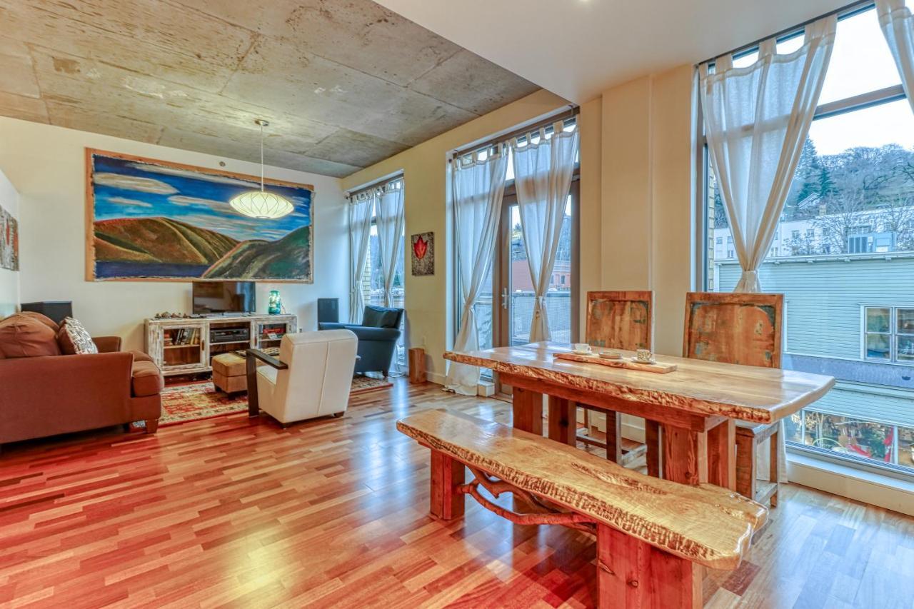 Hotel Oak Street Lofts à Hood River Extérieur photo